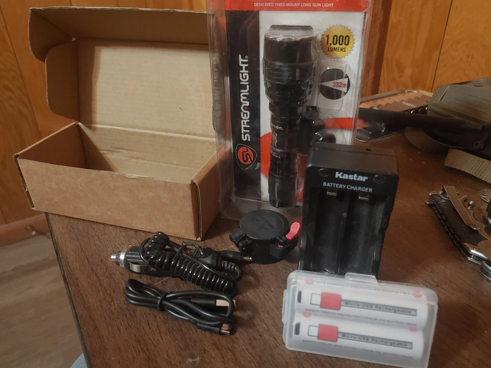 ¡Linterna para arma Streamlight ProTac Hl-x 1000 lúmenes y 2 baterías Kaster 18650! Foto 1 de 1