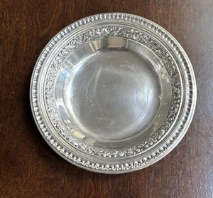Plato Bon Bon redondo Reed & Barton plateado 5” # 1201 - Imagen 1 de 5