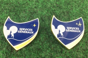 lot of 2 Disney Paris Services Generaux Trading Pins - Picture 1 of 3