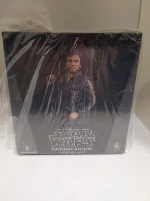 BUSTO STAR WARS ROGUE ONE CASSIAN ANDOR ESCALA 1/6 Foto 1 de 4