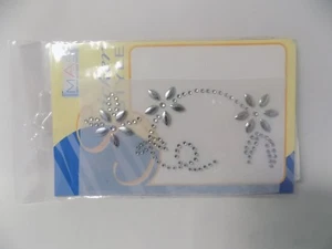 APPLICAZIONE DECORAZIONE ABBIGLIAMENTO STRASS TERMOADESIVI BRILLANTINI - Picture 1 of 1