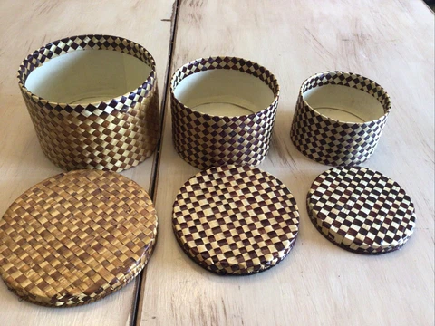 Lot Of 3 Nesting Baskets two tone lids cloth inside Vintage Cover