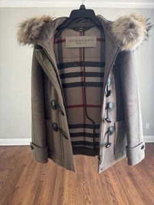Burberry Brit 100% Wolle Mantel Peacoat abnehmbare Fellkapuze Damen Gr. 2 dunkelkhaki - Bild 1 von 4