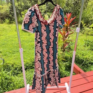 Vtg Hawaii Floral Lolenani HAWAII Dress MuumMuu Ruffle Neck - Picture 1 of 16