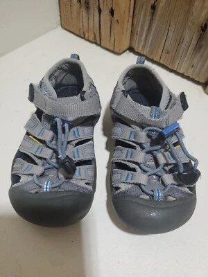 Keen | Gray & Blue Athletic Hiking Sandals | Youth Size 5 box11 - Image 1 of 4