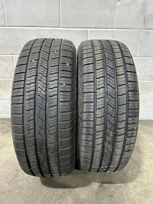 2x neumáticos usados P265/65R17 Mastercraft STRATUS H/T 9/32 Foto 1 de 4