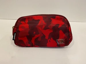 NEU MIT ETIKETT LULULEMON EVERYWHERE GÜRTELTASCHE LUNAR NEW YEAR RED RABBIT LIMITED EDITION SELTEN - Bild 1 von 6