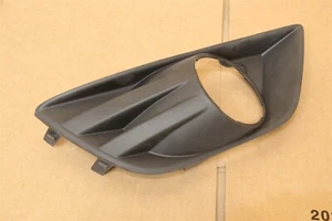 1494041 Fog Light Trim New genuine Ford part - Picture 1 of 4