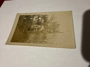 RPPC Postkarte der Hütte am See in Minnesota Anfang 1900’s - Bild 1 von 2