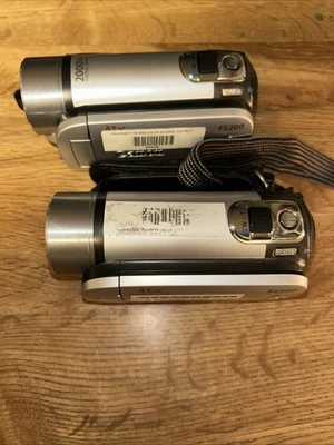 Canon FS200 Digital Video Camcorder Untested - Image 1 of 4