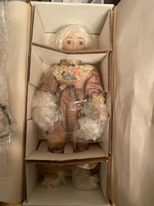 CELESTE von der Künstlerin Barbara Ota. Porzellanpuppe. Thuillier FRANZÖSISCHE REPRO. NEUWERTIG/BOX. - Bild 1 von 5