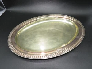 Antico piatto Tiffany & C Silver-soldered . Dimensioni 31x21,5 cm, peso 550 gr - Foto 1 di 6