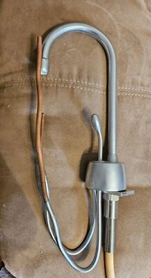 MOUNTAIN PLUMBING PRODUCTS LTD L/G INSTA HOT  FAUCET SATIN CHROME MT-640-SC NEW - Image 1 of 4