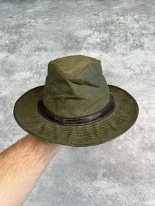 Sombrero encerado Barbour D592 Bushman talla L verde hecho en Inglaterra - Imagen 1 de 9