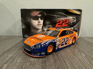 2015 Joey Logano #22 AAA 1:24 NASCAR Action MIB - Picture 1 of 11