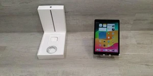 Apple iPad 7.ª generación (2019) Wi-Fi solo 32 GB - Imagen 1 de 12