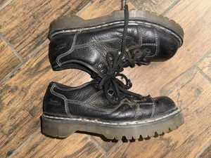 Vintage 90er Dr. Martens Plateau Halbschuhe 9945 Damengröße 8 hergestellt in England Y2K - Bild 1 von 8