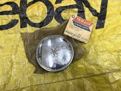 Yamaha DS7 R3 R5 TD2 YA6 YA7 YD3 YDS3 YM1 YR1 YR2 Fuel Tank Cap NOS 148-24610-00 - Image 1 of 4