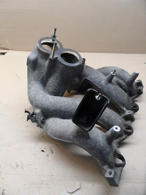 Bmw E36 1,8l Engine Intake Manifold 12472669 - Image 1 of 2