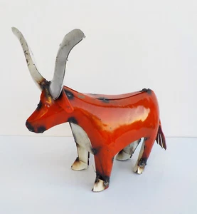 METAL LONGHORN COW SCULPTURE 12" LONG X 11" TALL UNIVERSITY OF TEXAS UT ORANGE - Picture 1 of 7