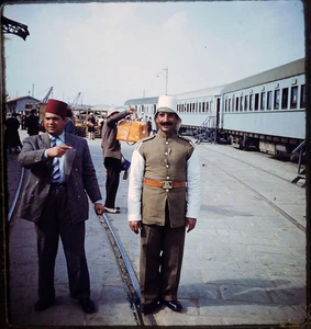 Train station Egypt? - 1951 Stereo Realist 3D Slide #1302 - Picture 1 of 3