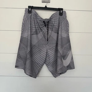 Pantaloncini sportivi Nike uomo grigio medio fantasia - Foto 1 di 4