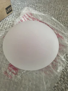 Harbor Breeze 41690 Builders Series 52" Bronze Finish Ceiling Fan Frosted Globe - Picture 1 of 5