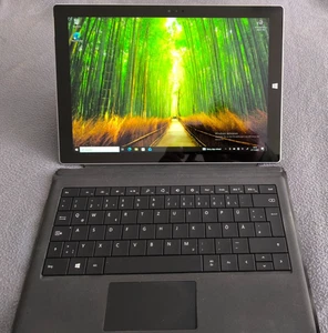 Microsoft Surface 3 Pro (12", WIN 10 PRO) 4 GB RAM, inkl. Dockingstation - Bild 1 von 5
