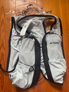 Adidas Terrex Trail Running Weste 5l Größe Large Grau Neu !! - Bild 1 von 5