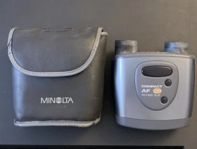 Minolta Compact AF 10 x 23 5.3 Electronic Auto Focus Binoculars With Case - Image 1 of 4