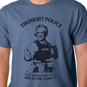 Camiseta Noam Chomsky Thought Police ZINN DAWKINS ZIZEK KLEIN SLOGAN POLÍTICO - Imagen 1 de 3