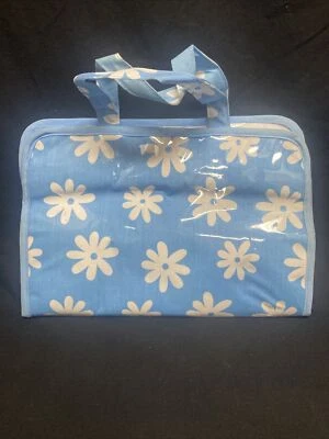Blue & White Daisy Cosmetic Travel Bag, 7x10" NEW Snap & Zip Closure 2 Pockets  - Image 1 of 4