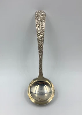 Kirk Repousse Sterling Gravy cucharón pieza para servir 7" Foto 1 de 4