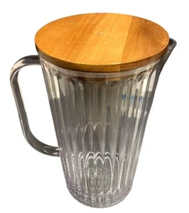 HEARTH AND HAND MAGNOLIA CLEAR ACRYLIC RIBBED WATER PITCHER WITH WOOD TOP 2.8 QT - Picture 1 of 4