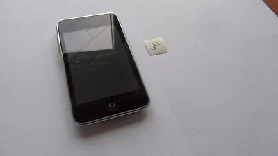 Apple iPod touch 2nd Generation (Late 2008) Black (8GB) 311 - Image 1 of 4