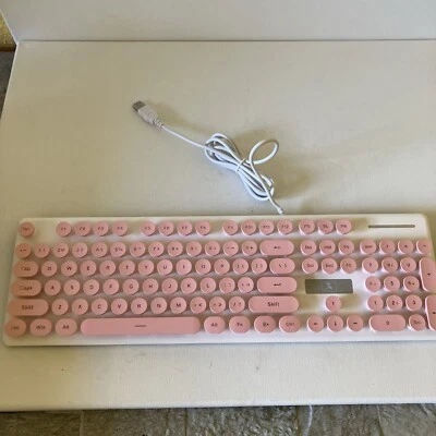 Teclado Surmen V300 Rosa Blanco Versión Retro Cableado Juegos/PC-Se Ilumina Foto 1 de 4