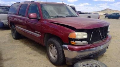 Espejo de puerta izquierdo usado se adapta a: GMC Yukon XL 1500 2005 Power Opt DL8 con carrocería inferior cl Foto 1 de 4