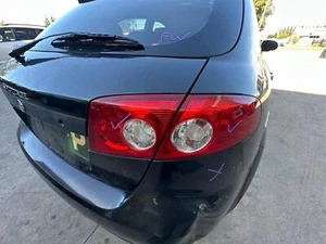 HOLDEN VIVA JF 10/2005-04/2009 RIGHT SIDE REAR GARNISH TAILGATE LAMP HATCHBACK - Picture 1 of 12