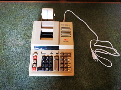 ANCIENNE MACHINE A CALCULER CALCULATRICE AEG OLYMPIA  CPD 5212 A - Photo 1/4