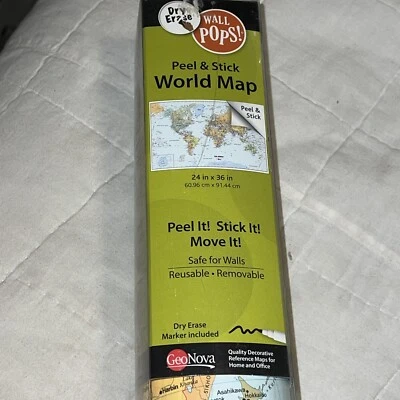 Карта мира Wall Pops 2011 Peel & Stick 24 дюйма x 36 дюймов - Изображение 1 из 4