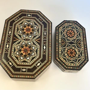 Juego de dos - Cajas de madera con incrustaciones de mosaico sirio de colección - Marquetería de Damasco - Imagen 1 de 9