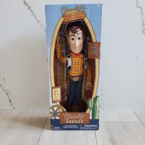 Disney Store Toy Story Interactive Talking Woody Sheriff Tirar de Cuerda Muñeca de Acción - Imagen 1 de 5