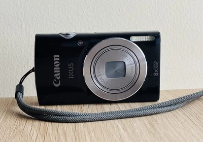 Canon IXUS 145 16MP Digital Camera - Image 1 of 4