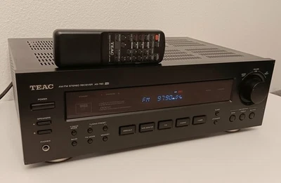 Receptor estéreo AM/FM TEAC AG-790E 100W  Foto 1 de 4