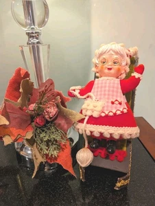 Vintage Mrs. Claus Christmas Figurine in Rocking Chair – Made in Japan 1950s MCM - Picture 1 of 10