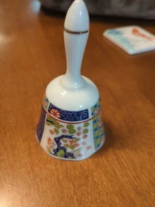 Vintage Imari Style Porcelain Dinner Bell, Scalloped Edges, Japan - Picture 1 of 7