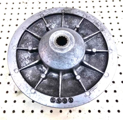 1992-1998 Yamaha Exciter II Secondary Driven Clutch Assembly 88R-17660-01-00 - Изображение 1 из 4