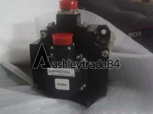 1PC New Mitsubishi Servo Motor HF203S-A42 with OSA104S2 - Picture 1 of 3
