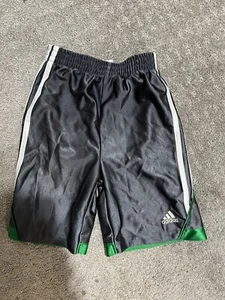 Adidas Boys Athletic Shorts Gray Signature Logo Stretch Pocket 5 - Picture 1 of 3