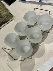 Set of 6 Anchor Hocking Dinnerware Oven Proof White Milkglass Cups with WireRack - Picture 1 of 3